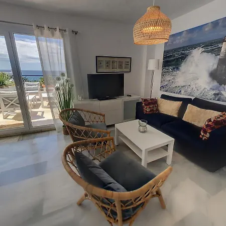 Frontline Penthouse In Mi Capricho Apartment