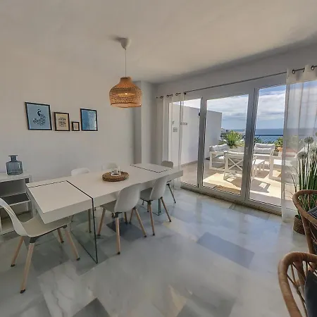 Frontline Penthouse In Mi Capricho Apartment Sitio de Calahonda