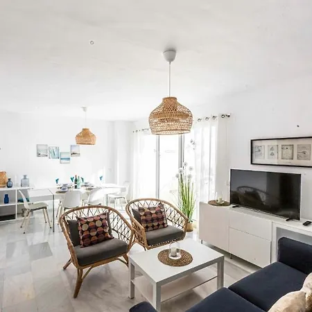 Frontline Penthouse In Mi Capricho Apartment *